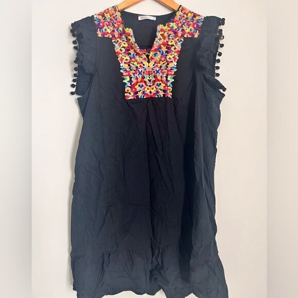 Kirundo embroidered dress - Picture 2 of 4